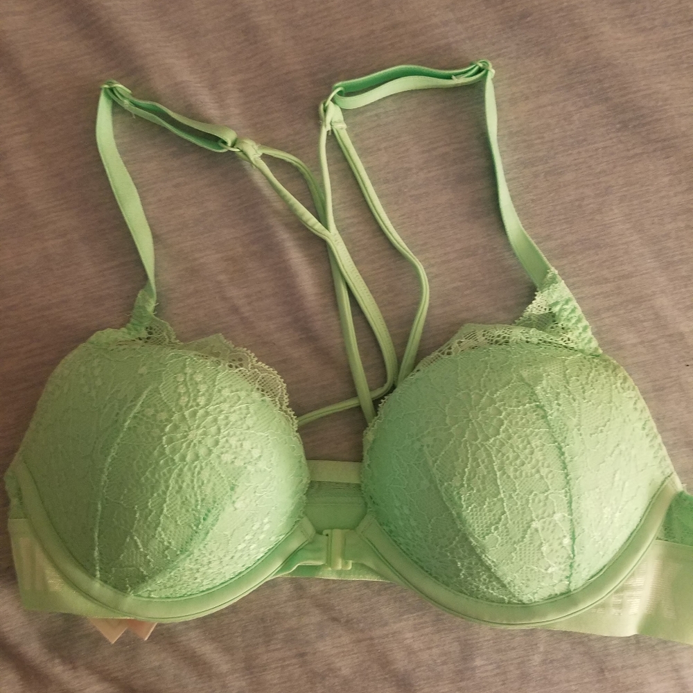 Pink bra - Picture 2 of 2